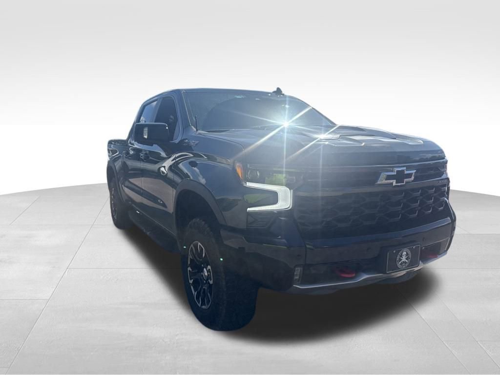 Certified 2025 Chevrolet Silverado 1500 ZR2 w/ Technology Package image 13