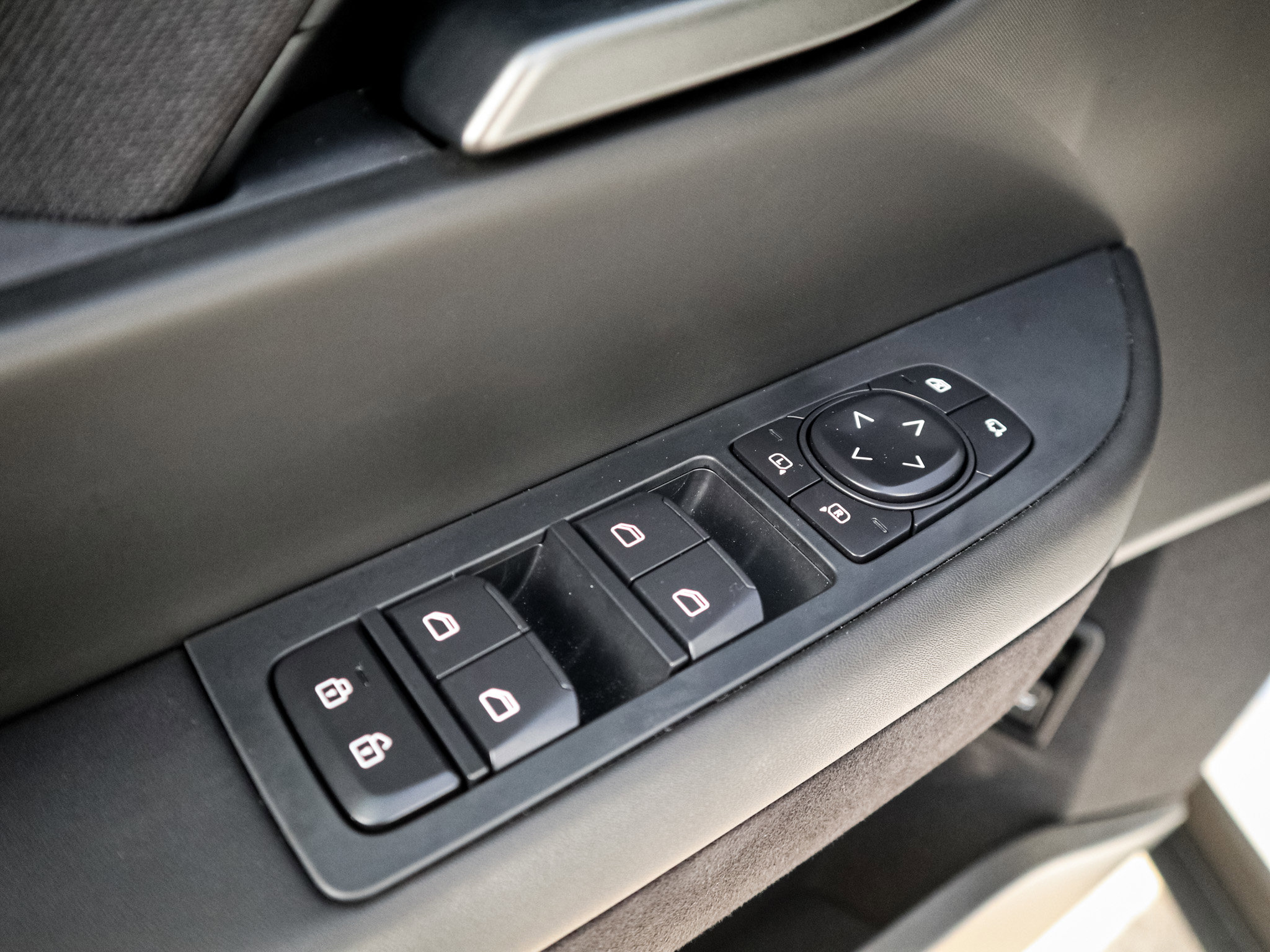 Used 2023 Fisker Ocean Extreme image 15