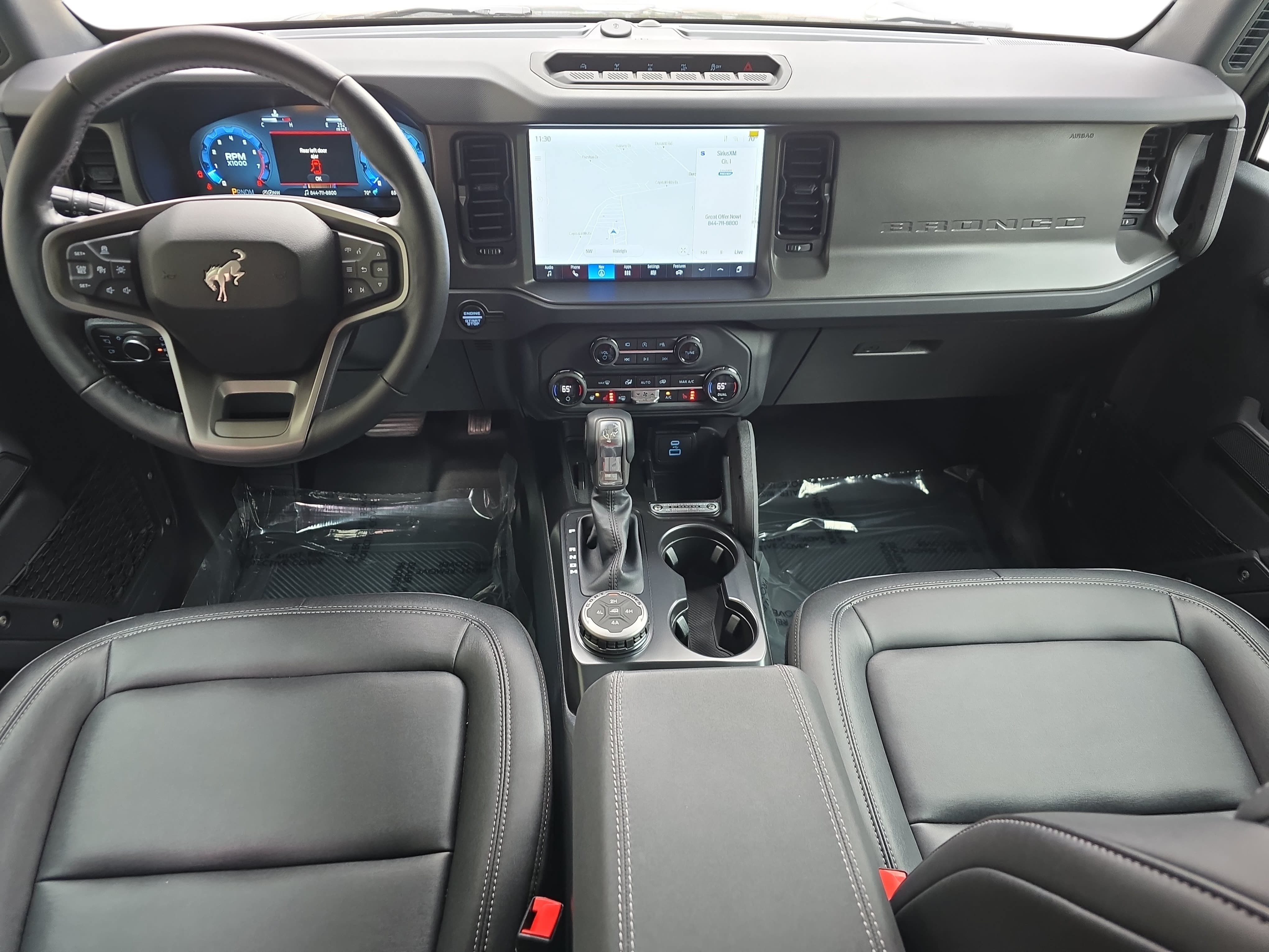 Used 2025 Ford Bronco Badlands AWD/4WD image 9
