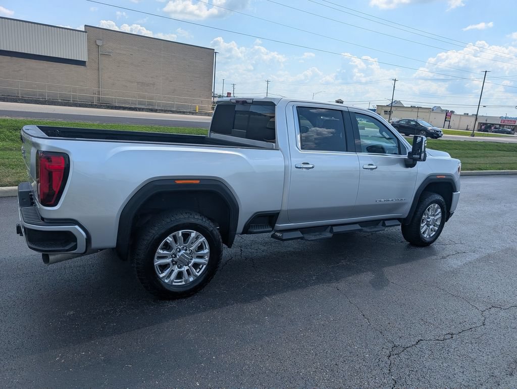 Used 2023 GMC Sierra 2500 Denali w/ Denali Ultimate Package AWD/4WD image 8