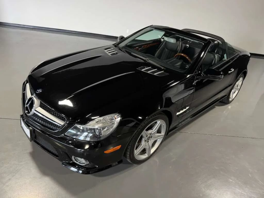 Used 2011 Mercedes-Benz SL 550 w/ Premium I Pkg image 37