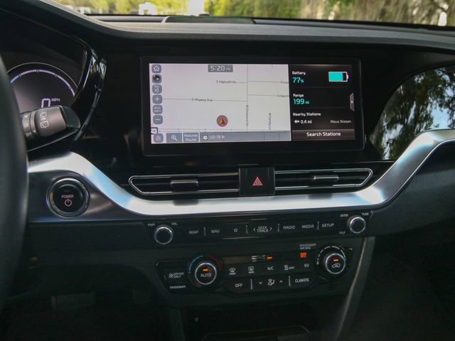 Used 2020 Kia Niro EX Premium image 20