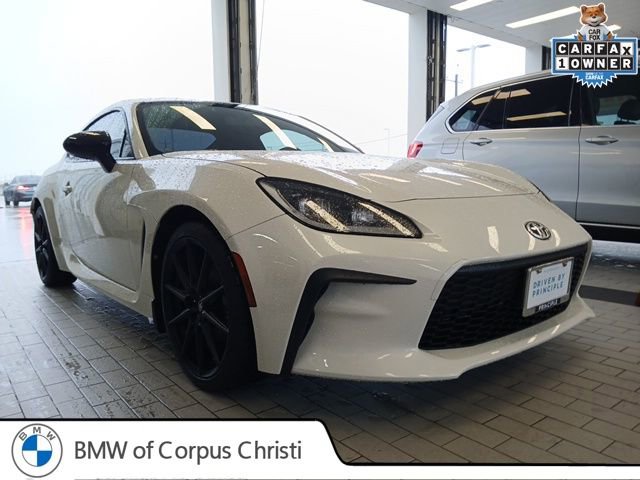 Used 2024 Toyota GR86 Premium RWD image 1