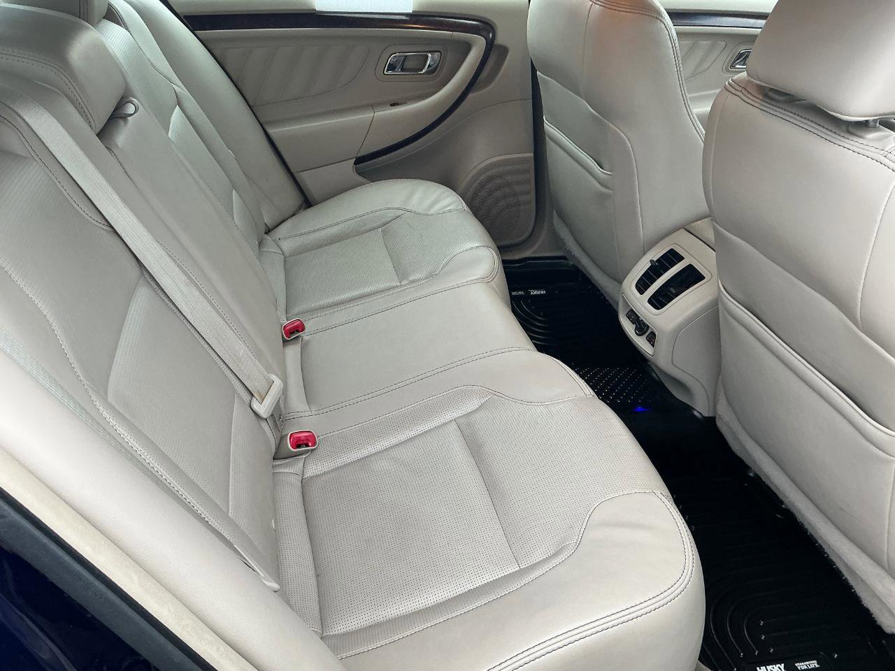 Used 2011 Ford Taurus Limited w/ 303A Rapid Spec Order Code image 11