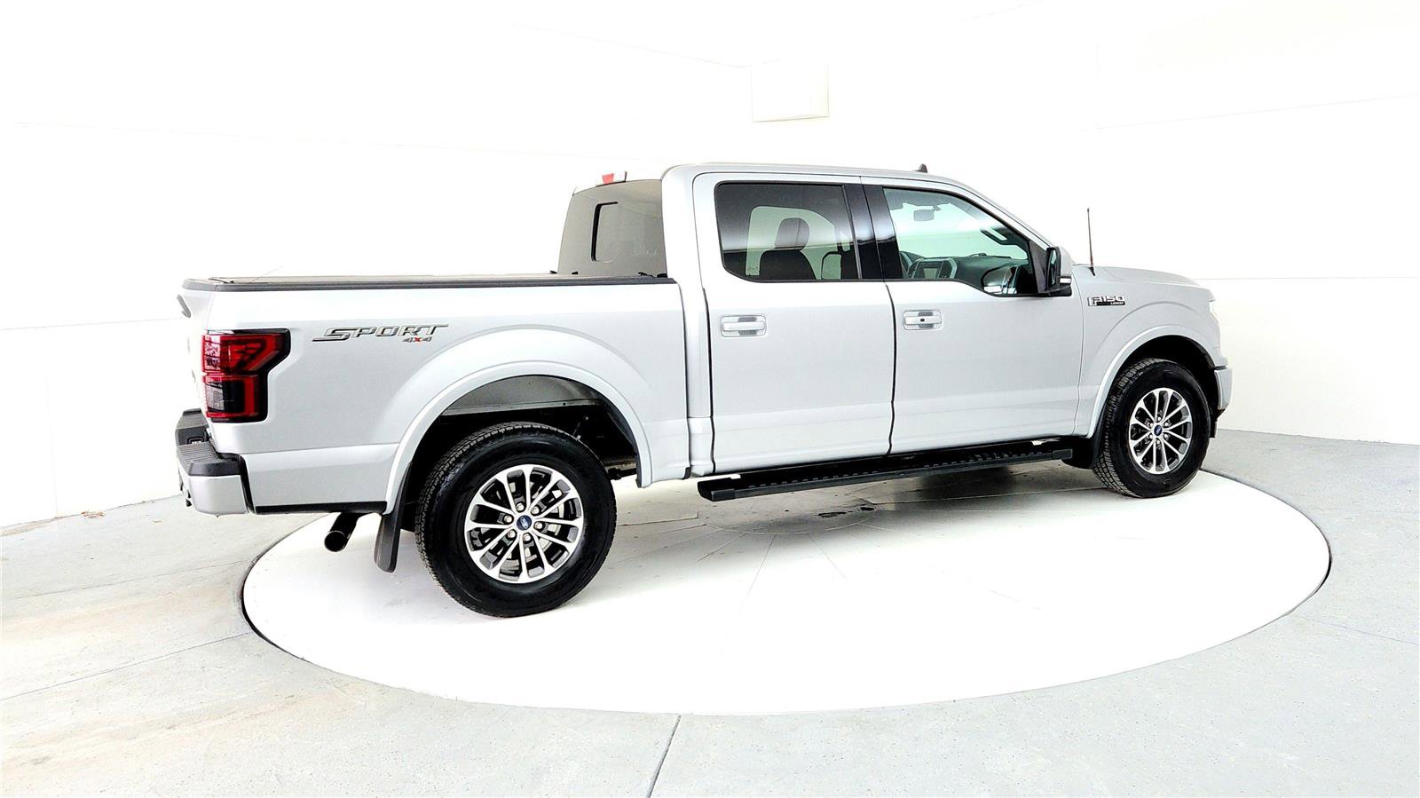 Used 2020 Ford F150 Lariat image 6