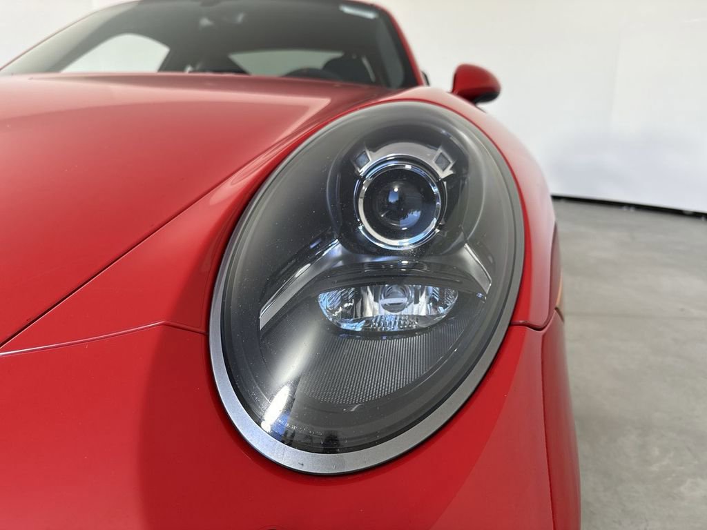 Certified 2018 Porsche 911 GT3 image 11