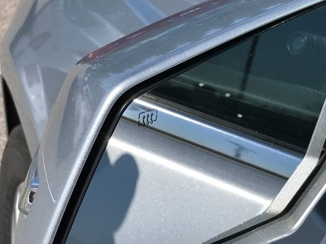 Used 2017 Chevrolet Traverse LT w/ Style and Technology Package image 9