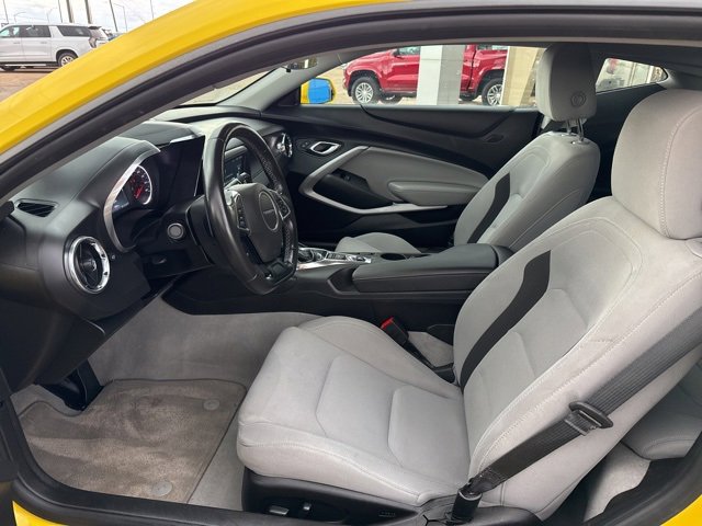 Used 2018 Chevrolet Camaro LT w/ RS Package image 11