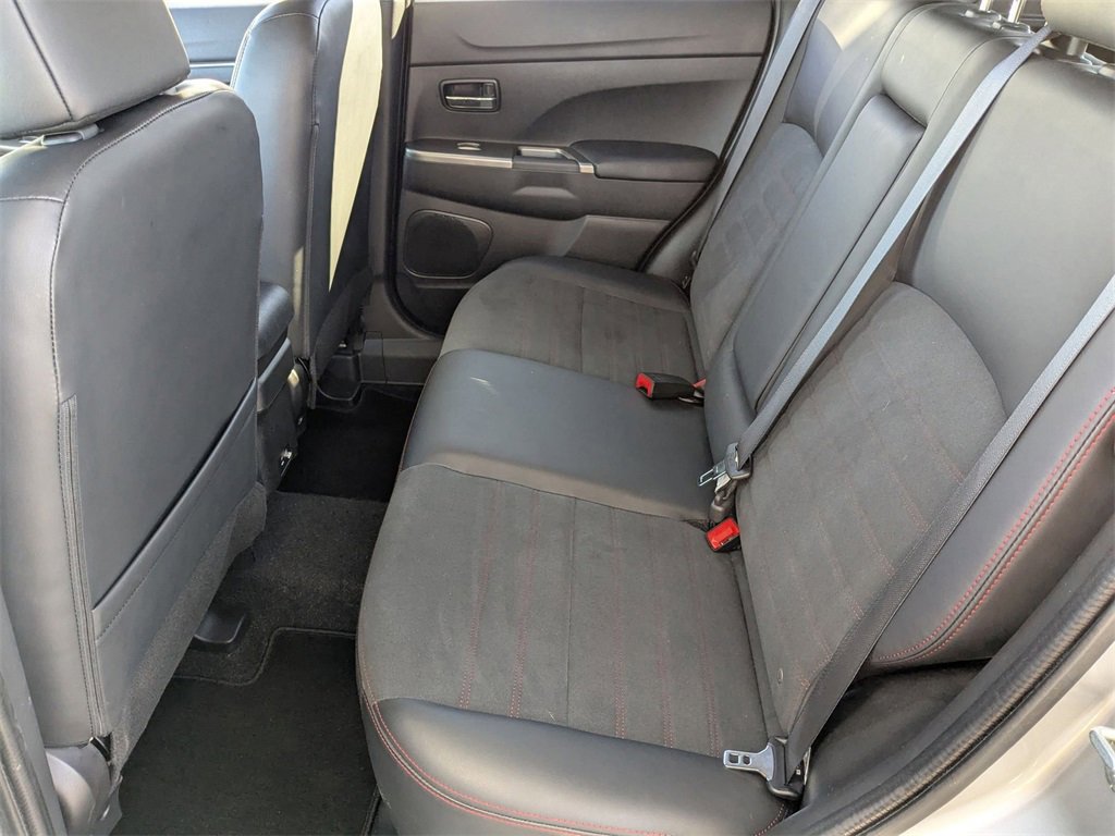 Used 2025 Mitsubishi Outlander Sport SE image 28