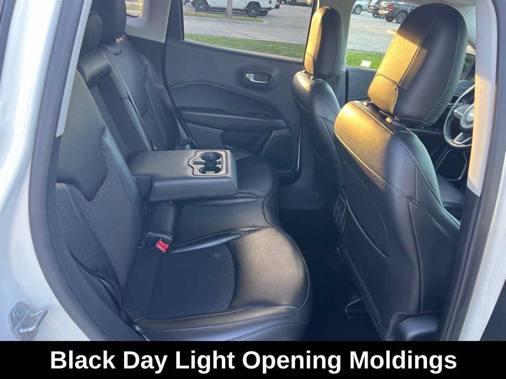 Used 2020 Jeep Compass Latitude FWD image 21