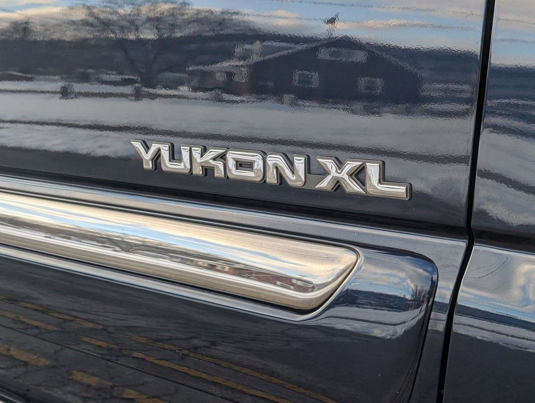 Used 2006 GMC Yukon XL SLT w/ SLT Preferred Equipment Group image 25