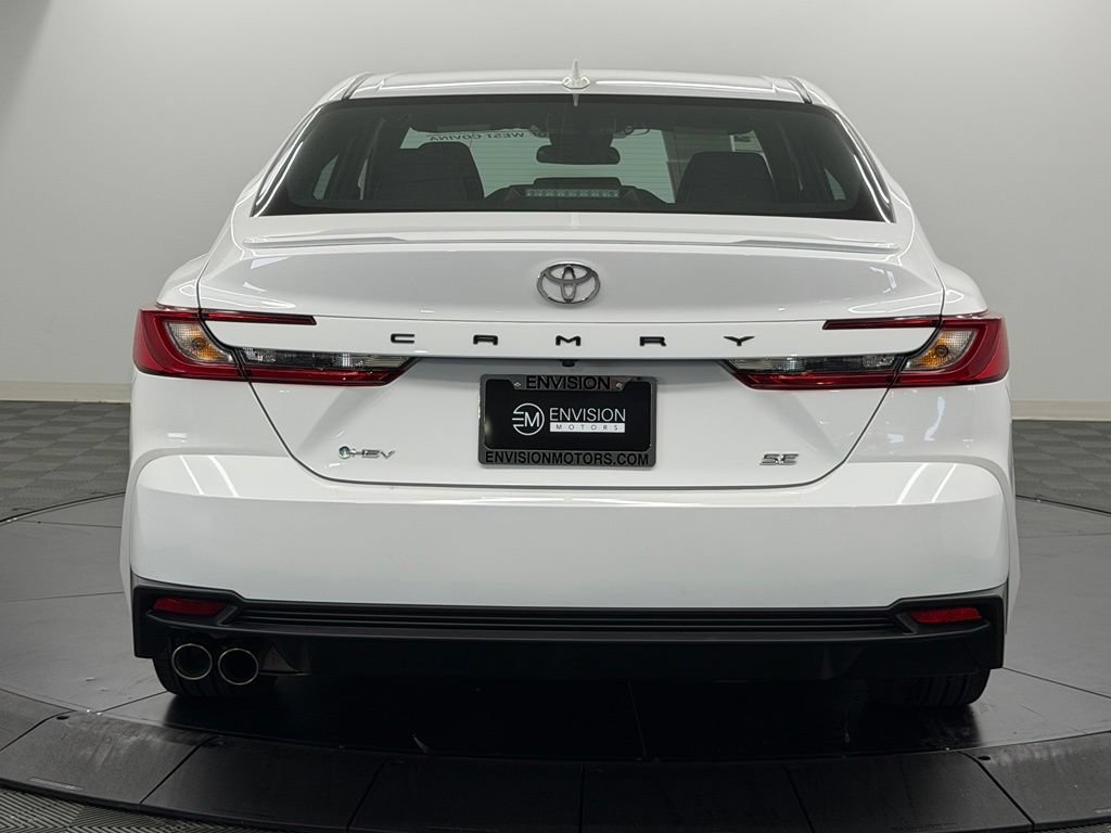 Used 2026 Toyota Camry SE FWD image 11