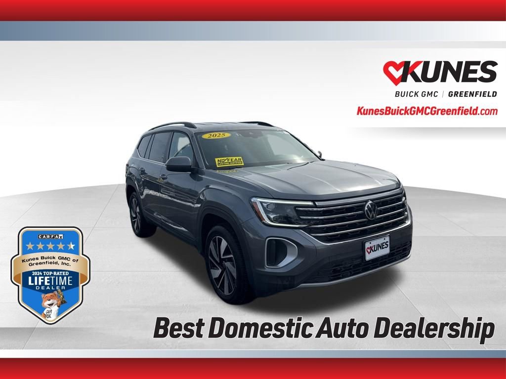 Used 2025 Volkswagen Atlas SE image 1