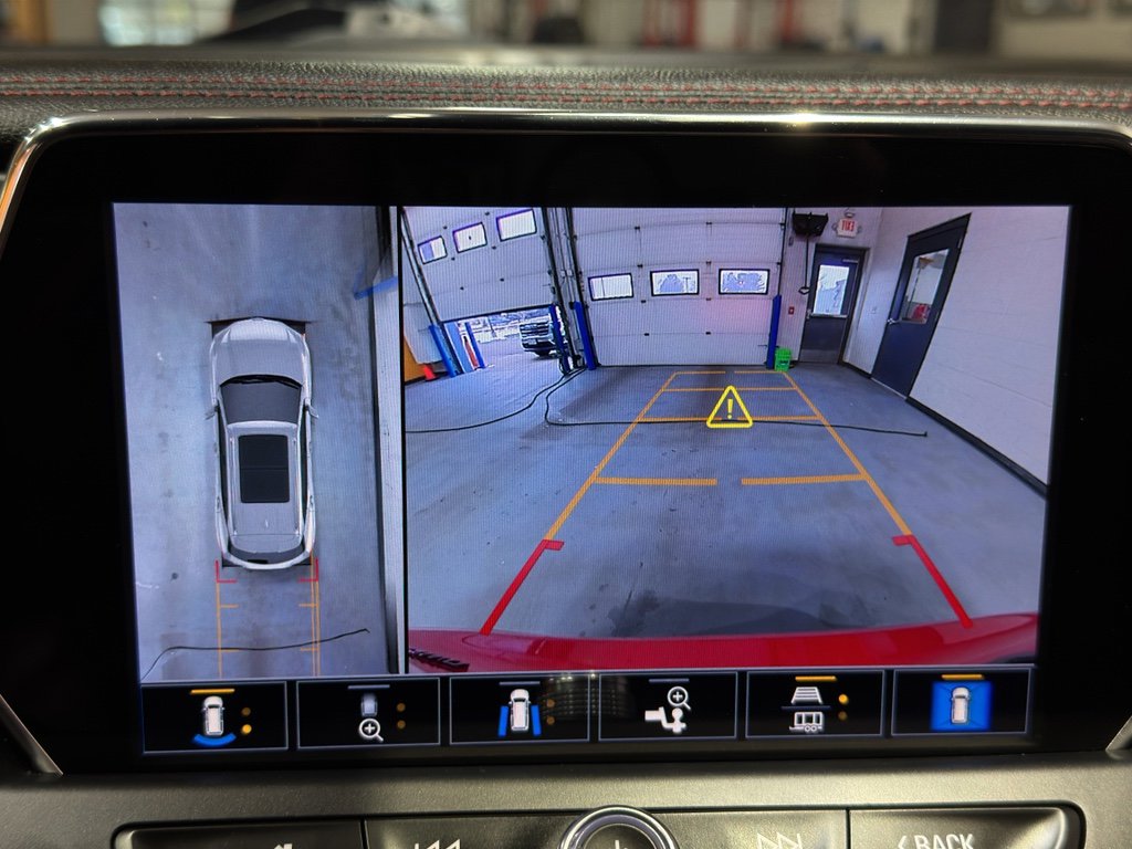 Used 2022 Chevrolet Blazer RS w/ Enhanced Convenience Package image 30