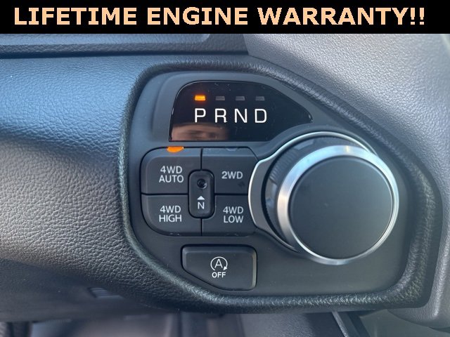 New 2026 RAM 1500 4x4 Crew Cab image 25