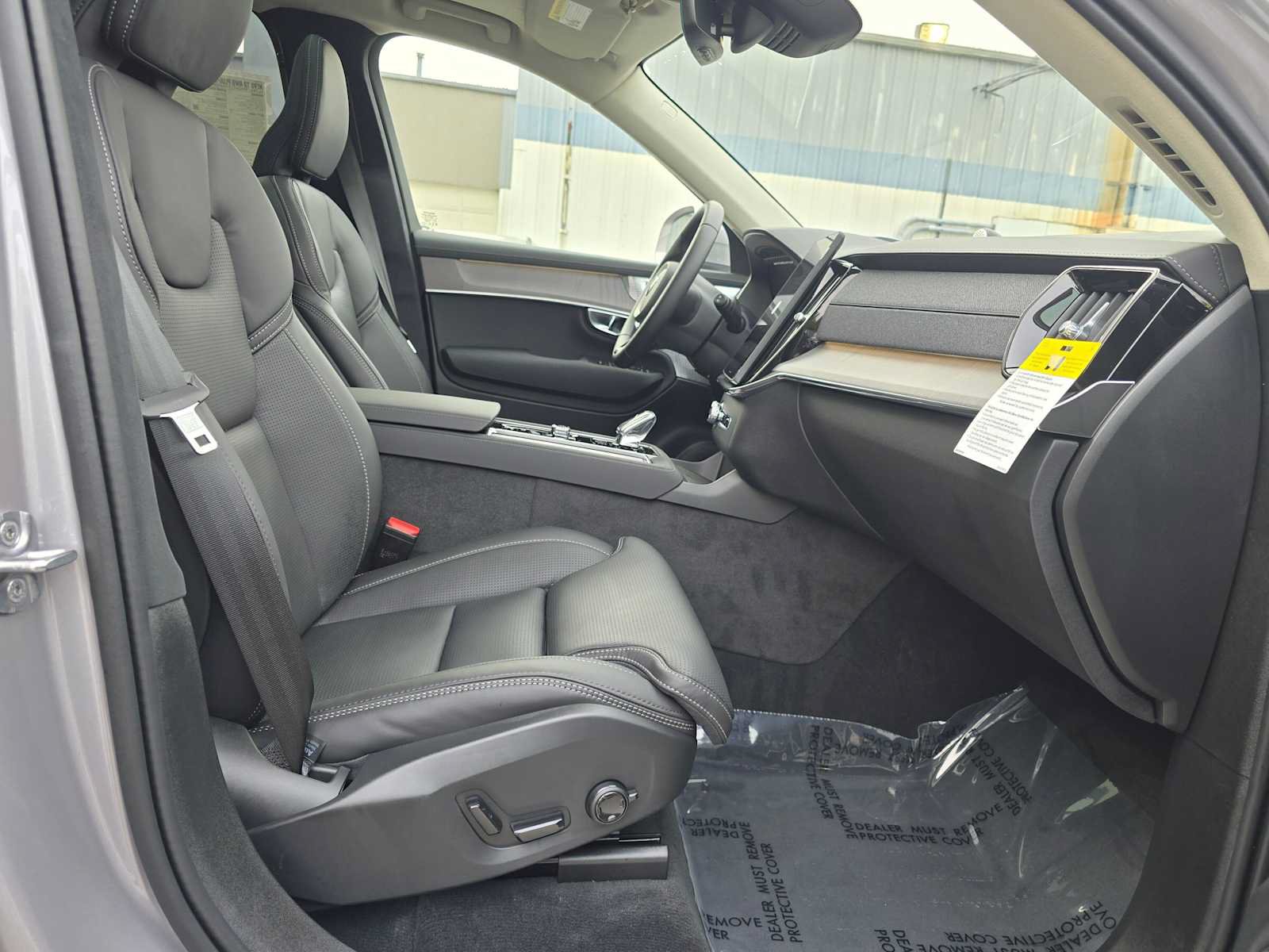 New 2027 Volvo XC90 T8 Ultra AWD/4WD image 10