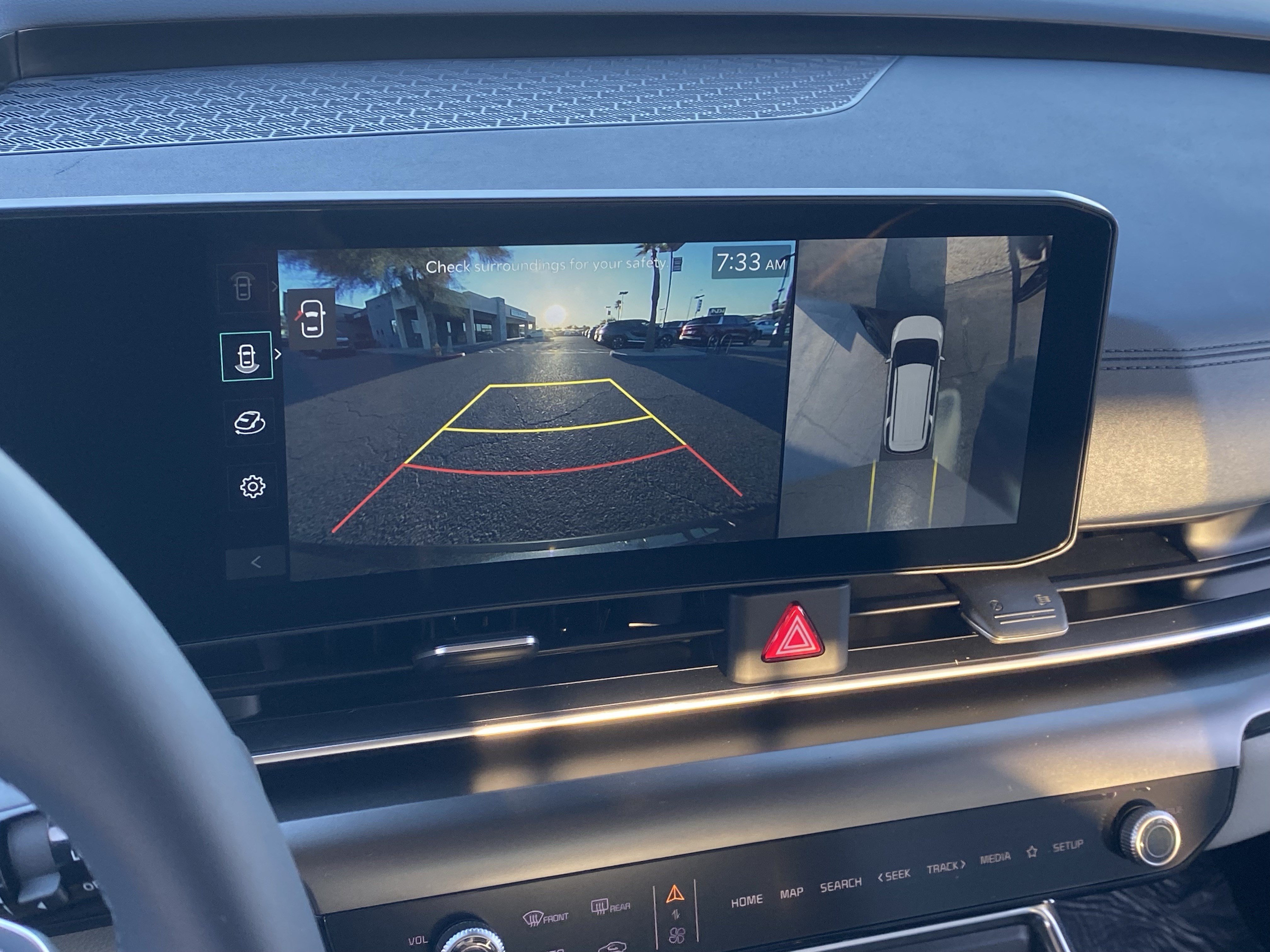 New 2026 Kia Carnival SX w/ SX Dark Edition Package FWD image 26