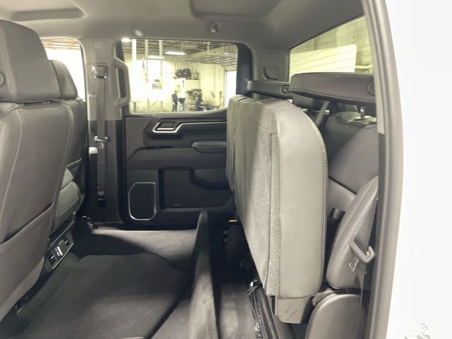 Used 2026 GMC Sierra 1500 SLT AWD/4WD image 24