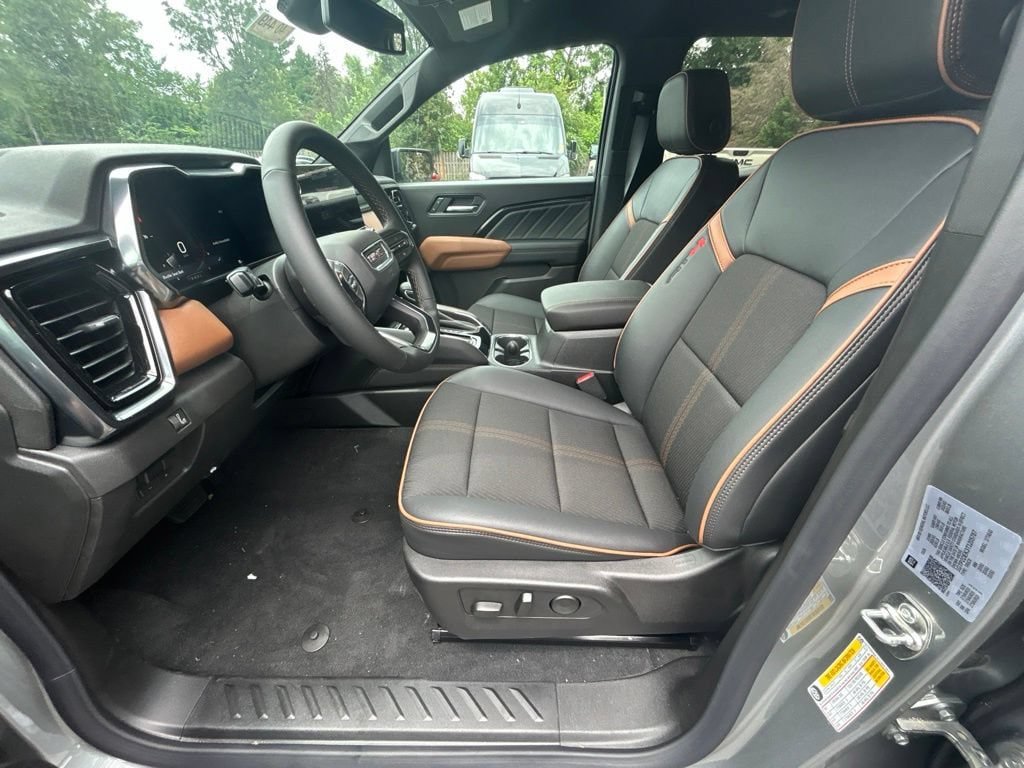 New 2026 GMC Canyon AT4 w/ Nightfall Essentials Package AWD/4WD image 24