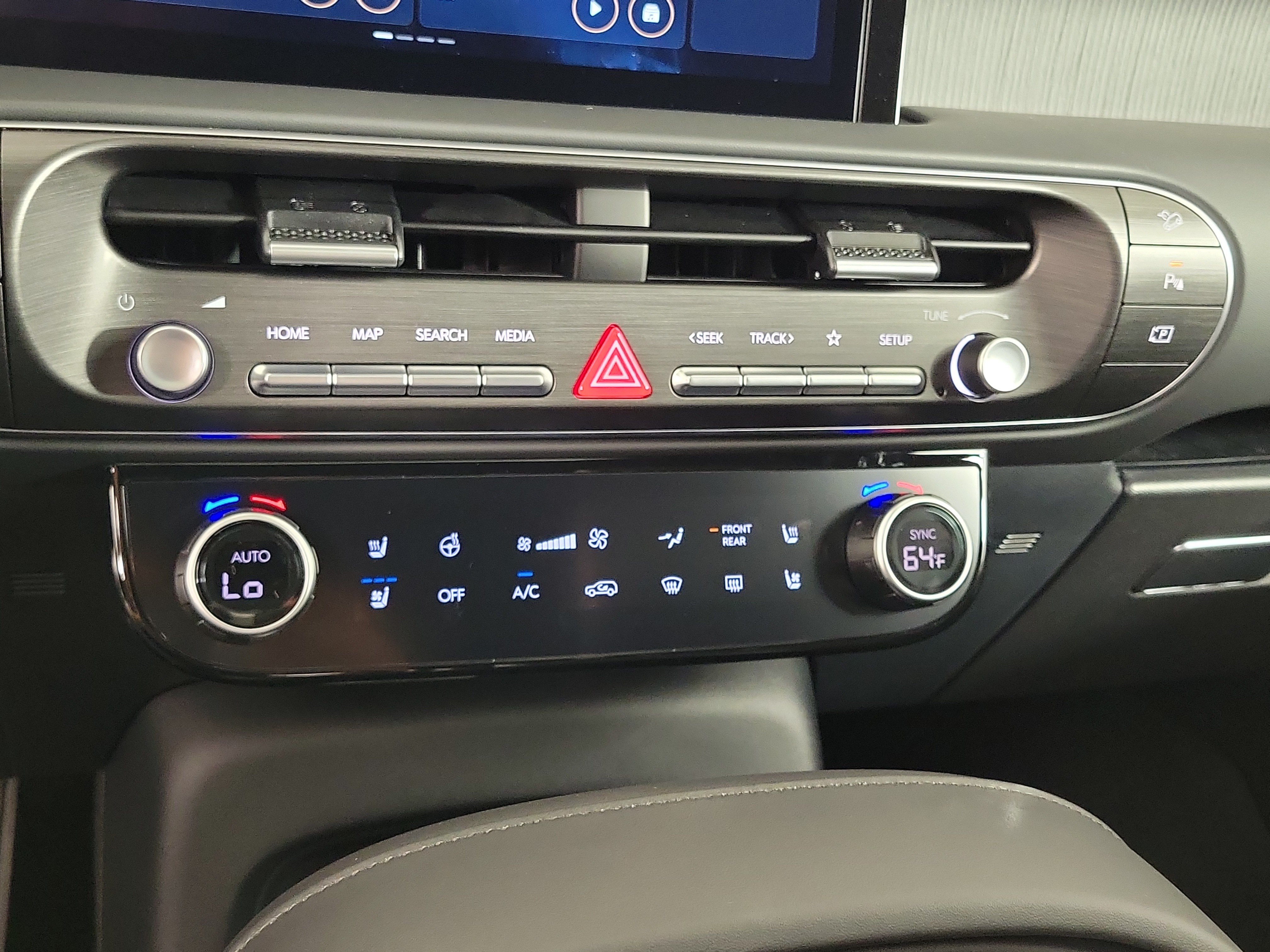 New 2026 Hyundai Palisade Calligraphy AWD/4WD image 16