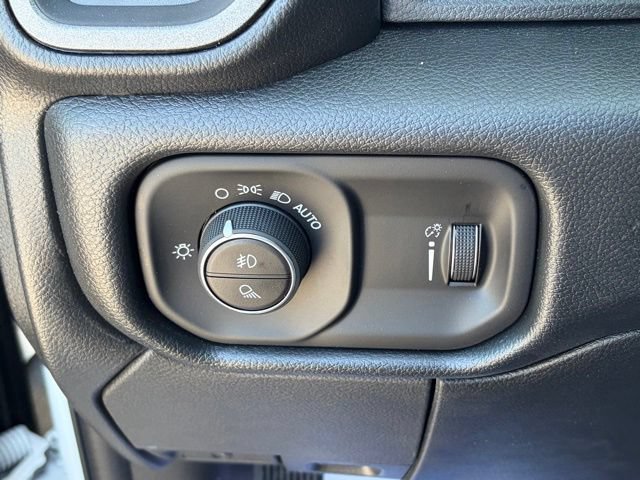 New 2026 RAM 3500 Tradesman AWD/4WD image 24