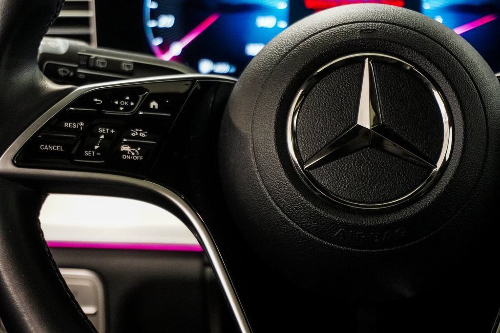 Used 2025 Mercedes-Benz GLS 450 4MATIC image 18