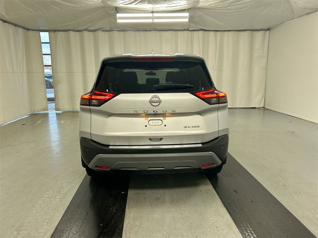 Used 2023 Nissan Rogue SV image 20