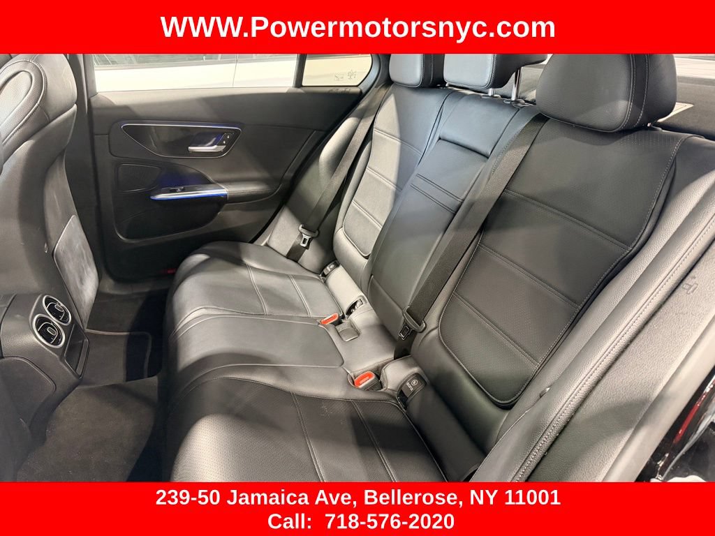 Used 2022 Mercedes-Benz C 300 4MATIC Sedan w/ Pinnacle Trim Package image 25