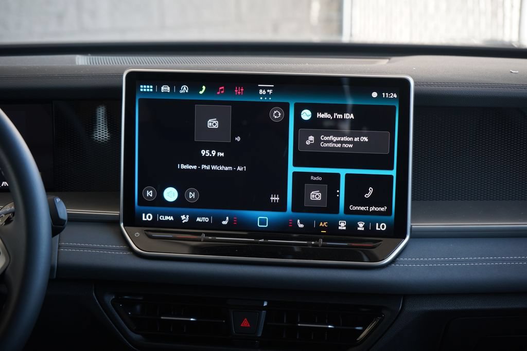 New 2026 Volkswagen Tiguan SE AWD/4WD image 10