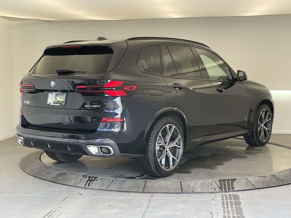 New 2026 BMW X5 xDrive50e w/ M Sport Package AWD/4WD image 5
