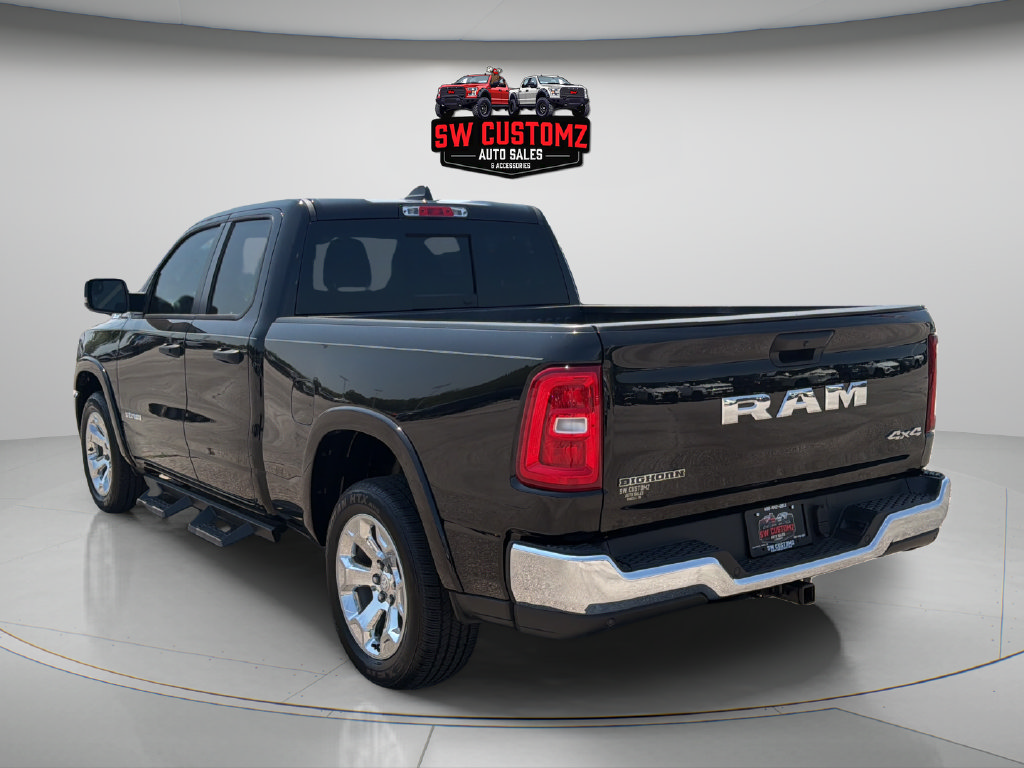 Used 2025 RAM 1500 Big Horn AWD/4WD image 5