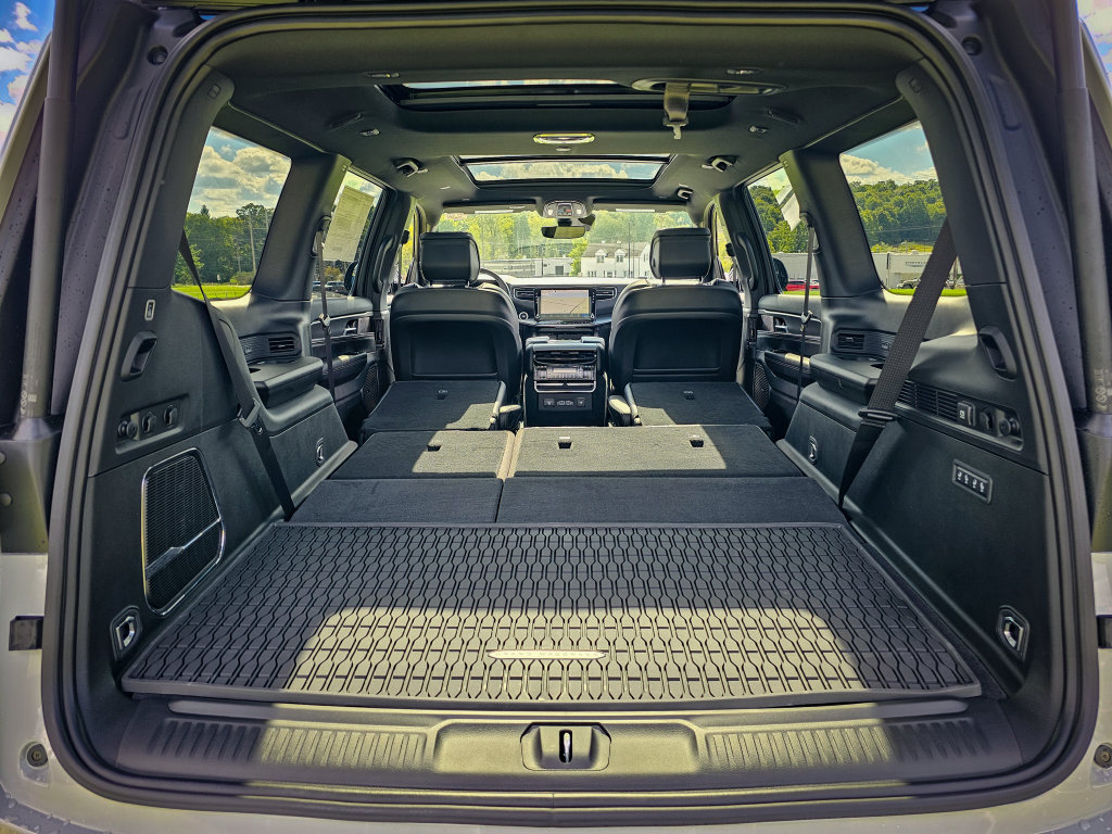New 2026 Jeep Grand Wagoneer 4WD image 46
