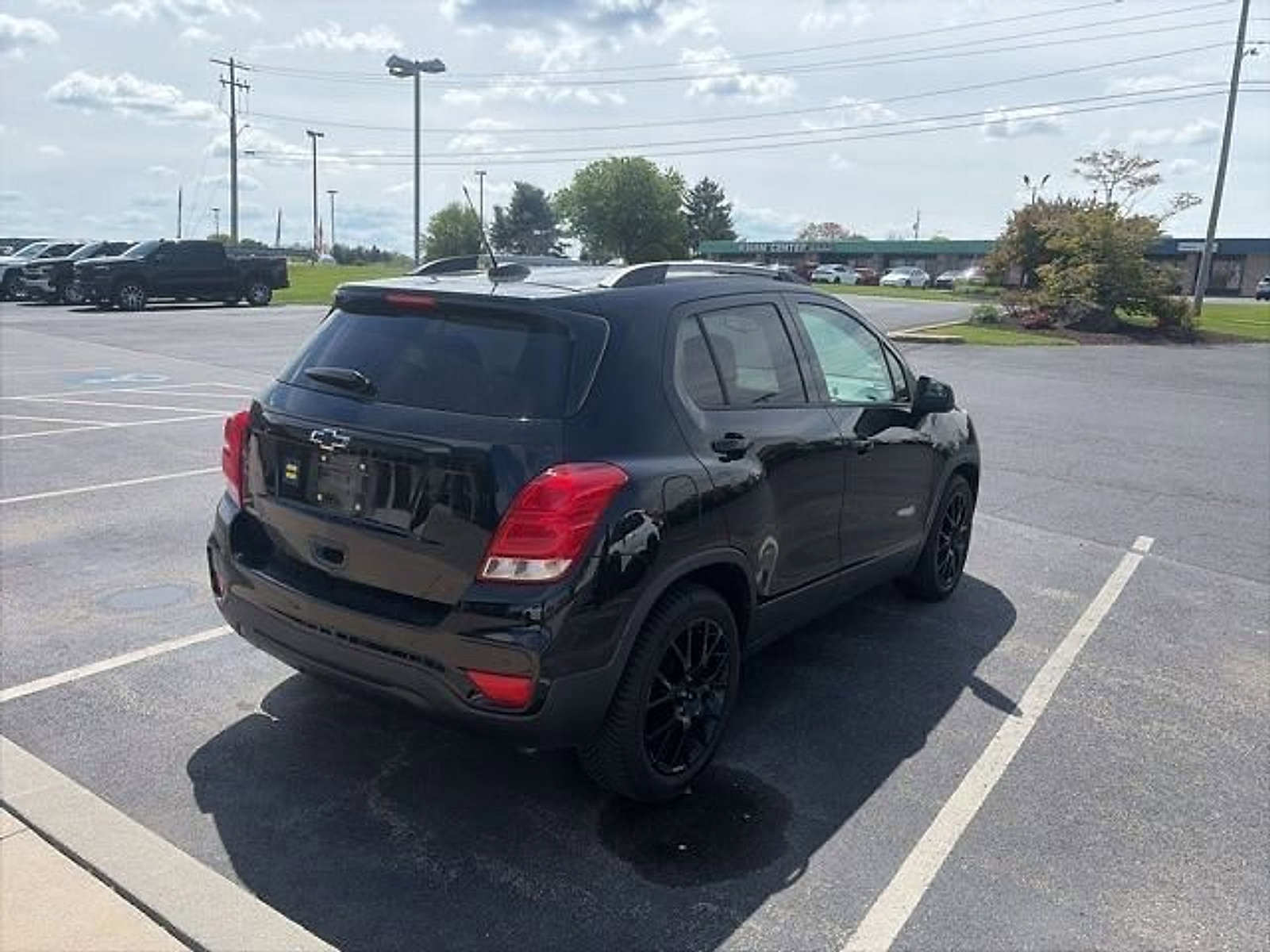 Certified 2021 Chevrolet Trax LT w/ Premium Seat Package FWD image 5