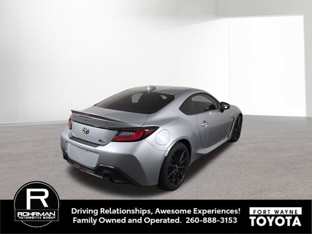 Used 2025 Toyota GR86 Premium w/ ALL Weather Mat Package (TMS) RWD image 6