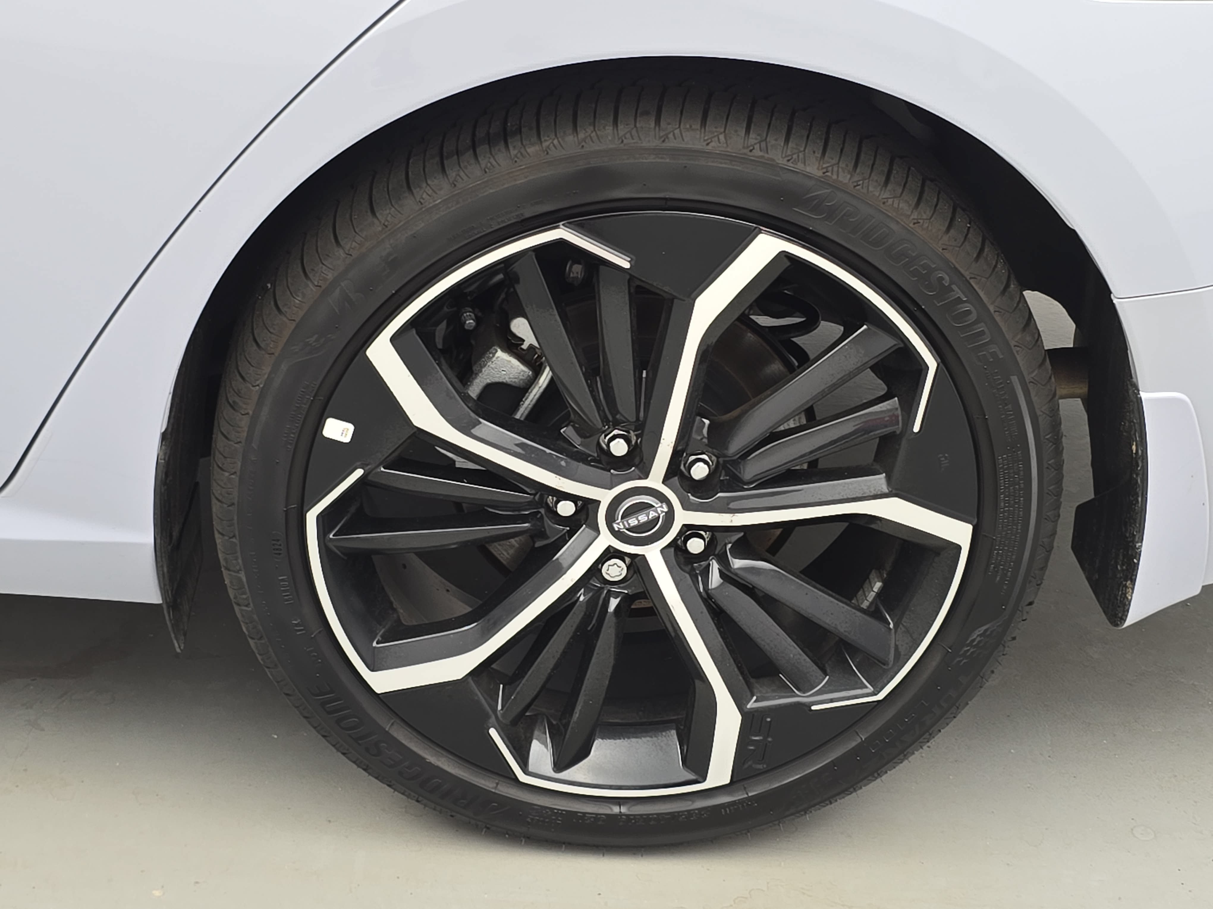 Certified 2025 Nissan Altima 2.5 SR FWD image 31
