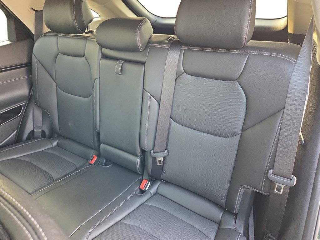 Used 2023 Genesis GV70 2.5T image 13