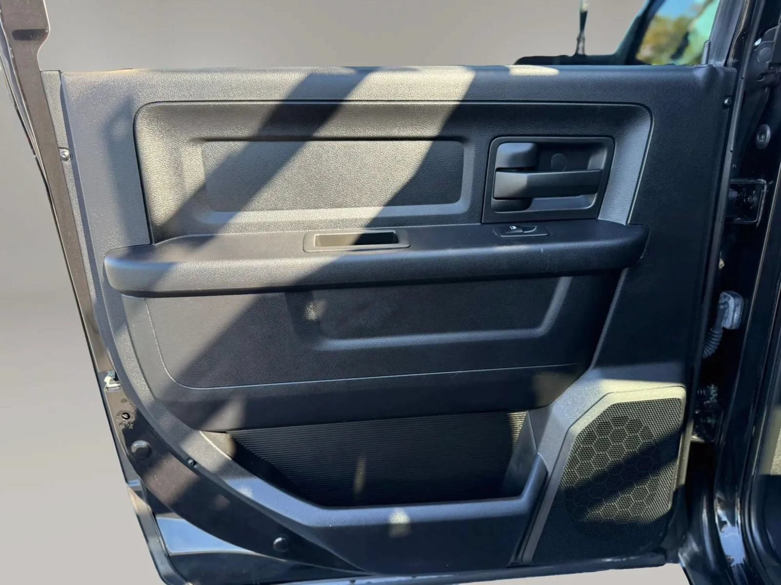 Used 2018 RAM 3500 Tradesman w/ Chrome Appearance Group AWD/4WD image 34