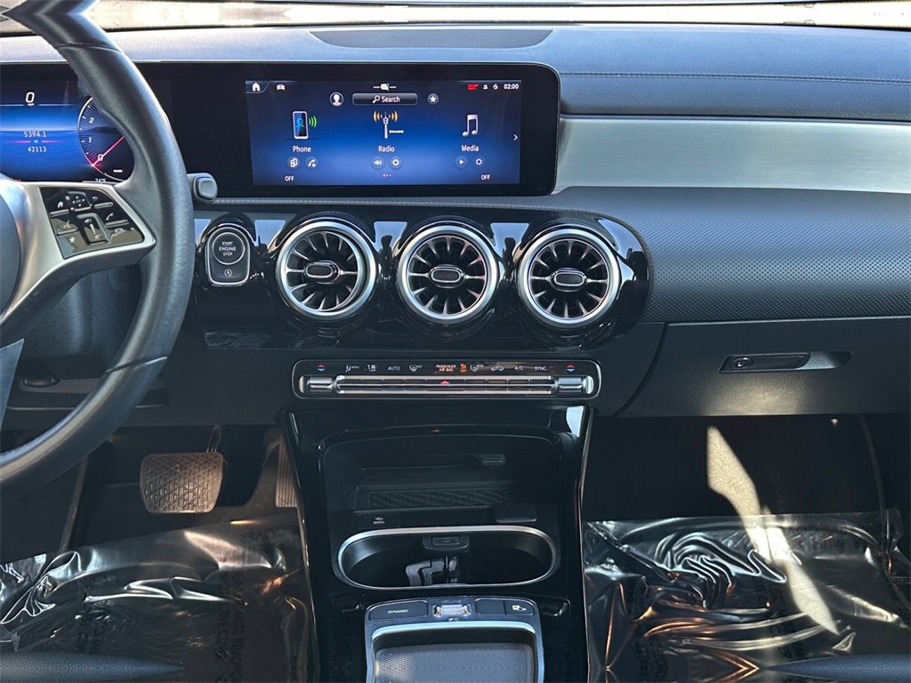 Used 2025 Mercedes-Benz CLA 250 4MATIC image 11