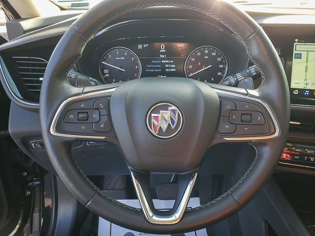 Used 2023 Buick Envision Avenir image 18