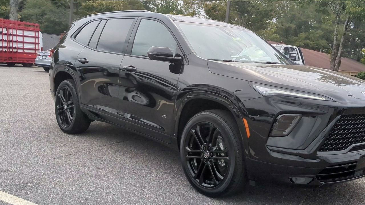 New 2026 Buick Enclave Sport Touring w/ Power Package image 2