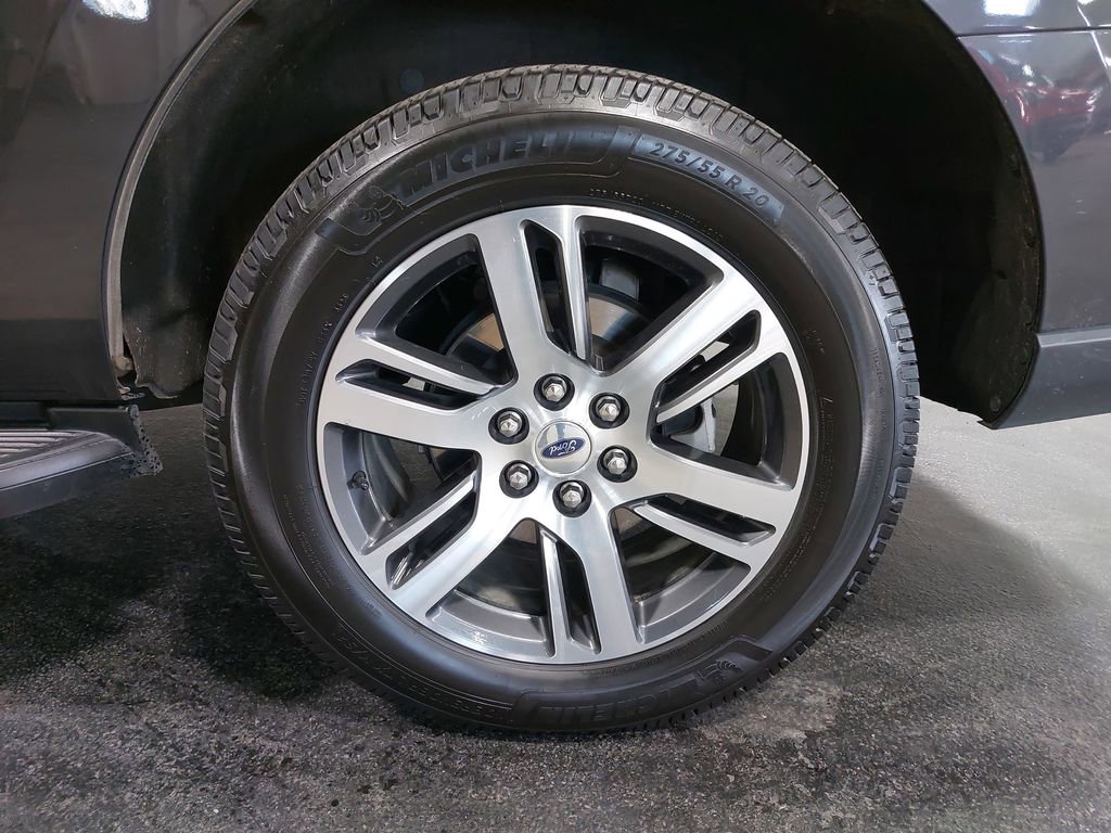 Used 2024 Ford Expedition XLT AWD/4WD image 35
