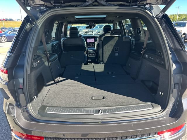 New 2025 Jeep Grand Cherokee L Overland w/ Advanced Protech Group III AWD/4WD image 52