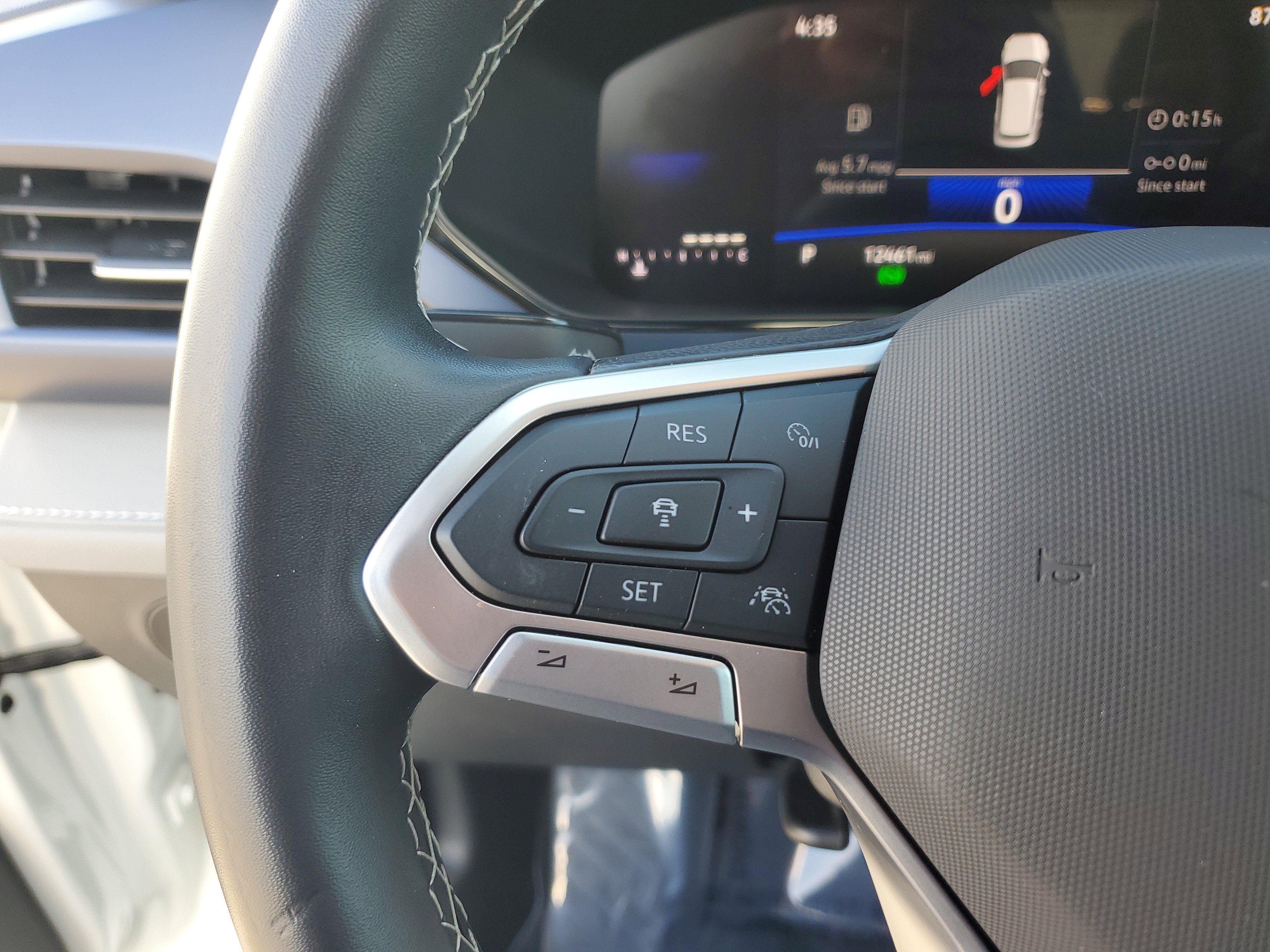 Used 2024 Volkswagen Taos SE image 20