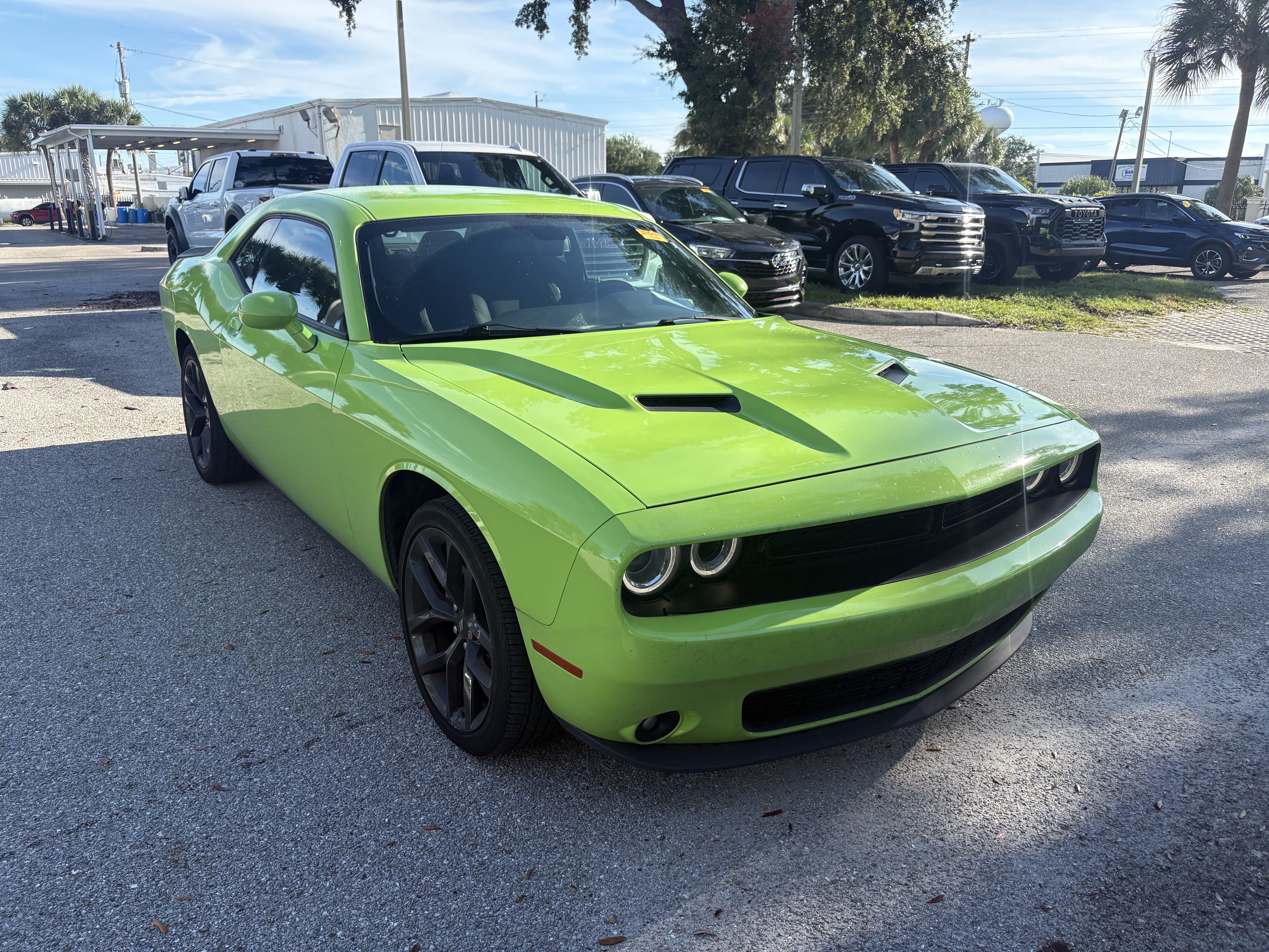 Used 2023 Dodge Challenger SXT w/ Blacktop Package RWD video 1