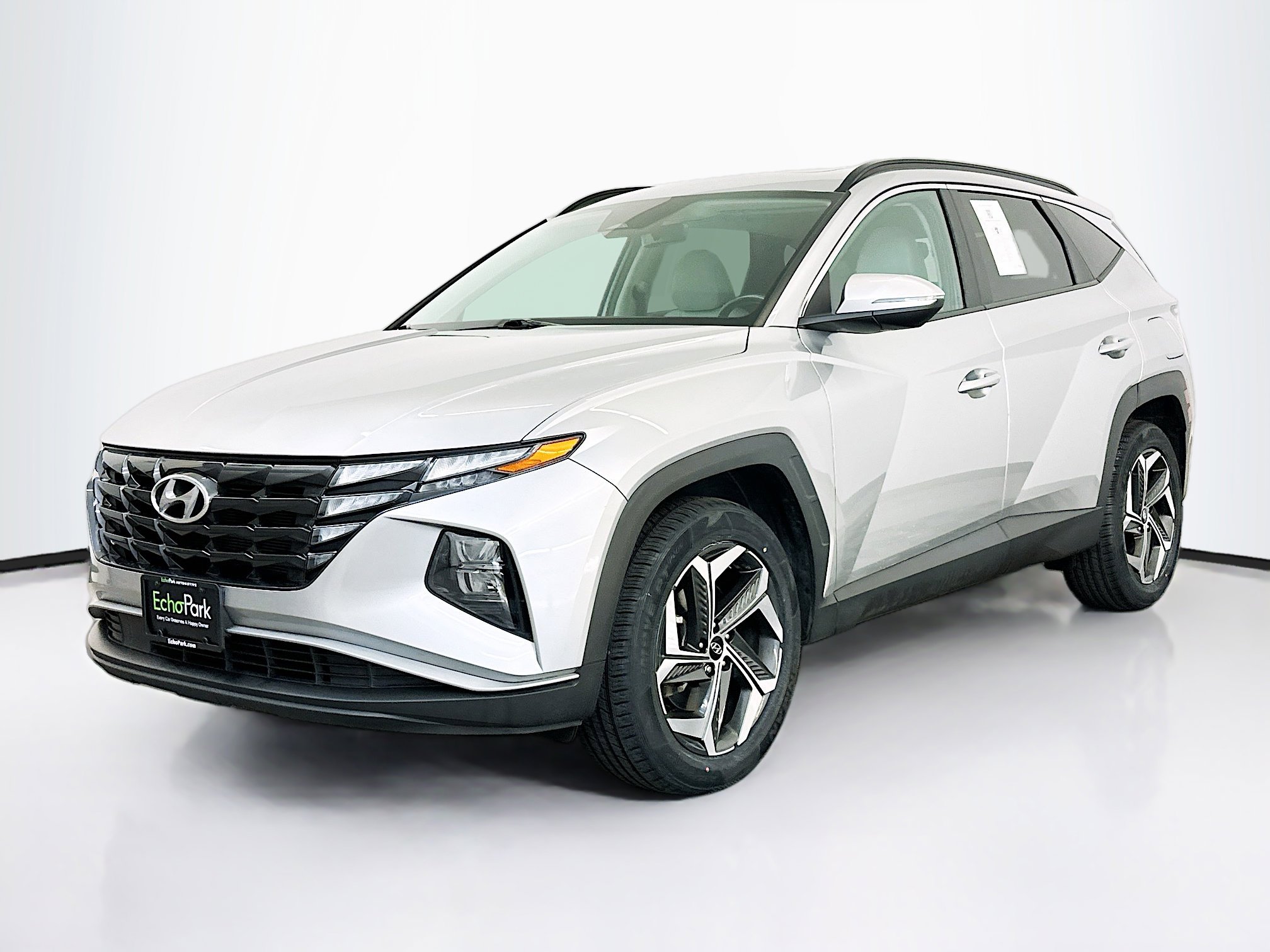 Used 2023 Hyundai Tucson SEL w/ Convenience Package image 3