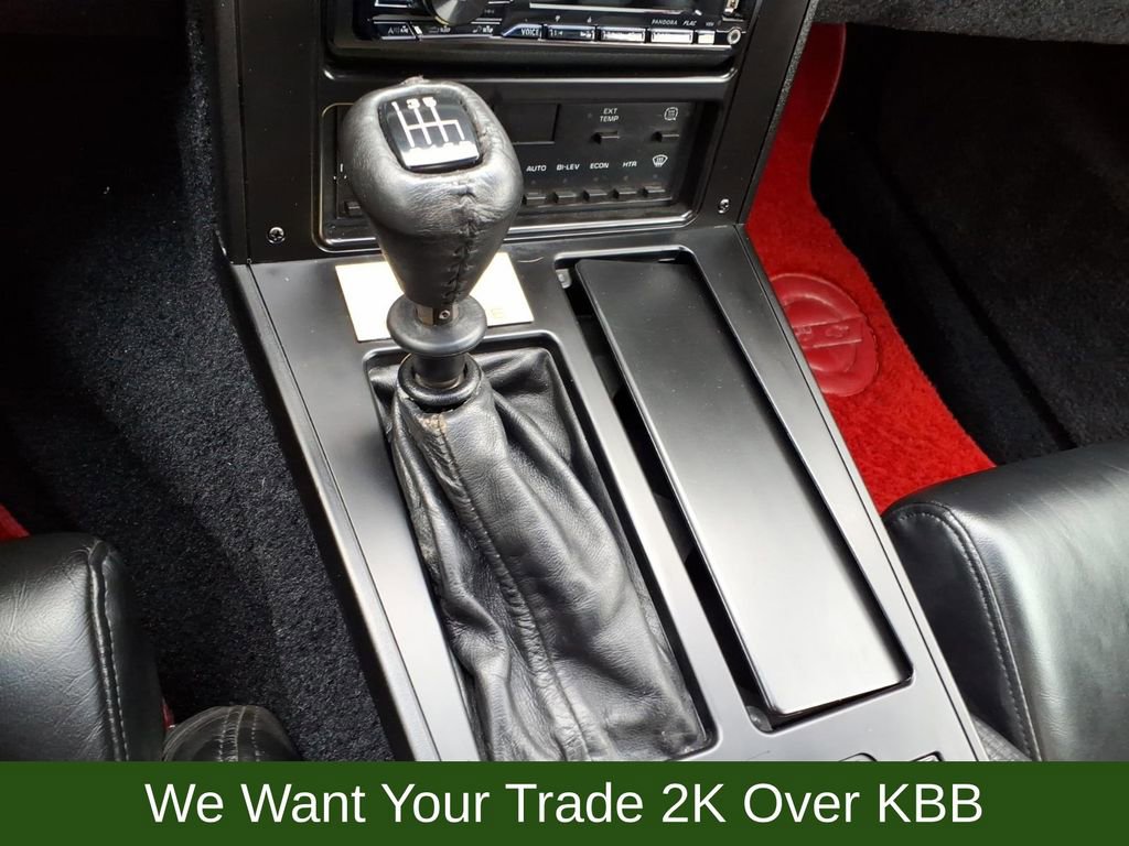 Used 1989 Chevrolet Corvette Convertible RWD image 19