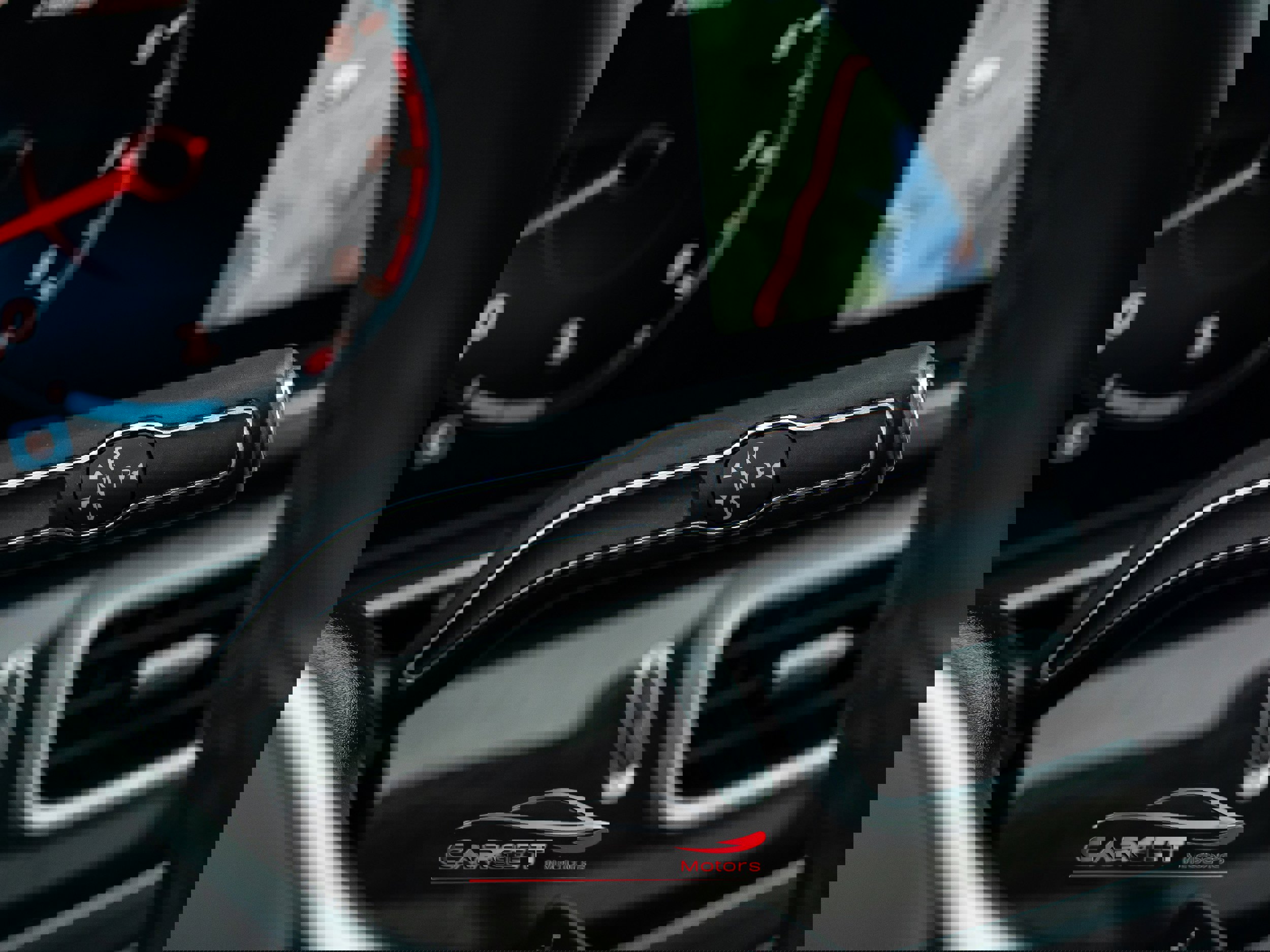 Used 2021 Mercedes-Benz GLE 350 4MATIC w/ Premium Package image 24