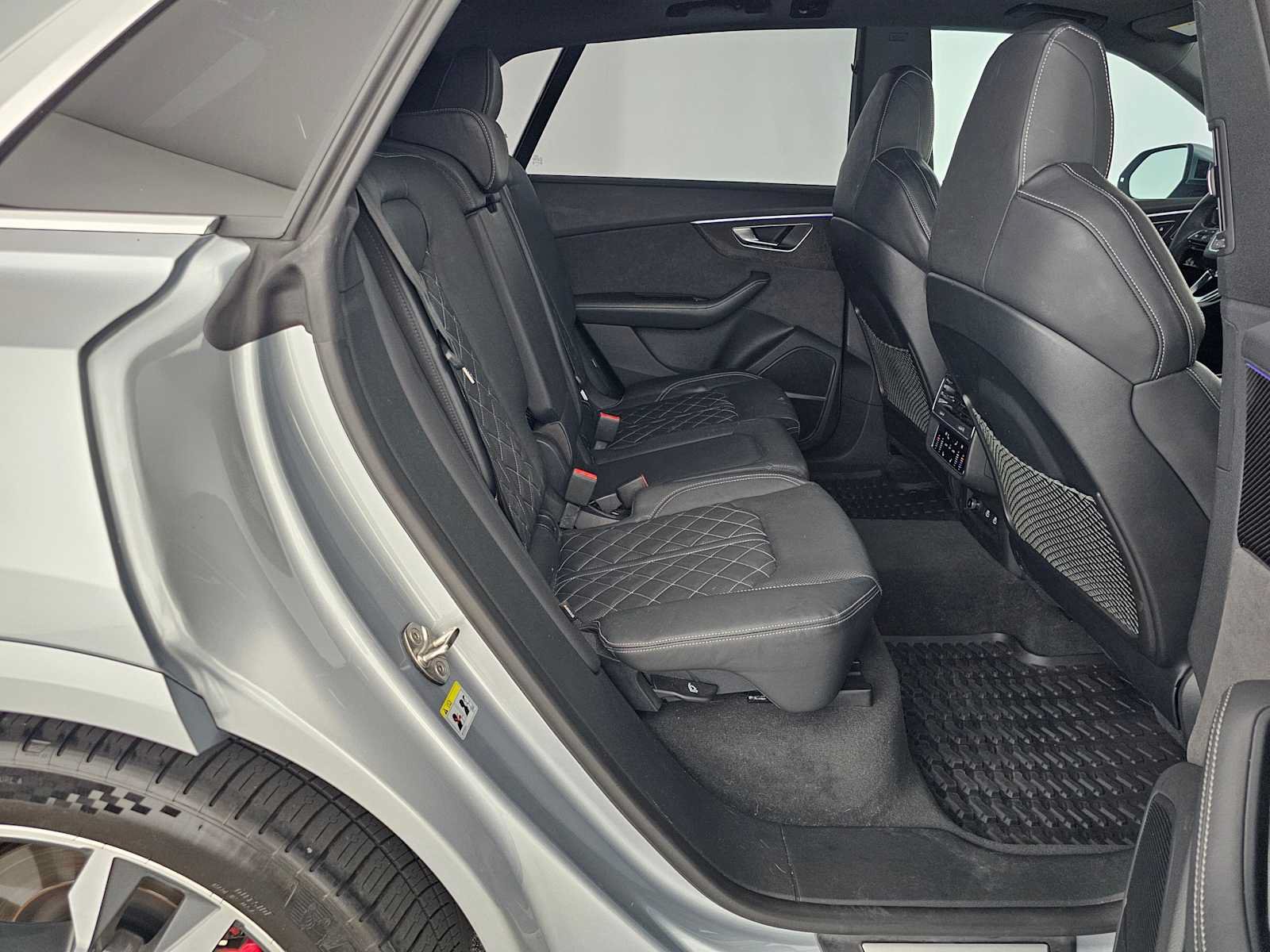 Used 2023 Audi SQ8 Premium Plus AWD/4WD image 12