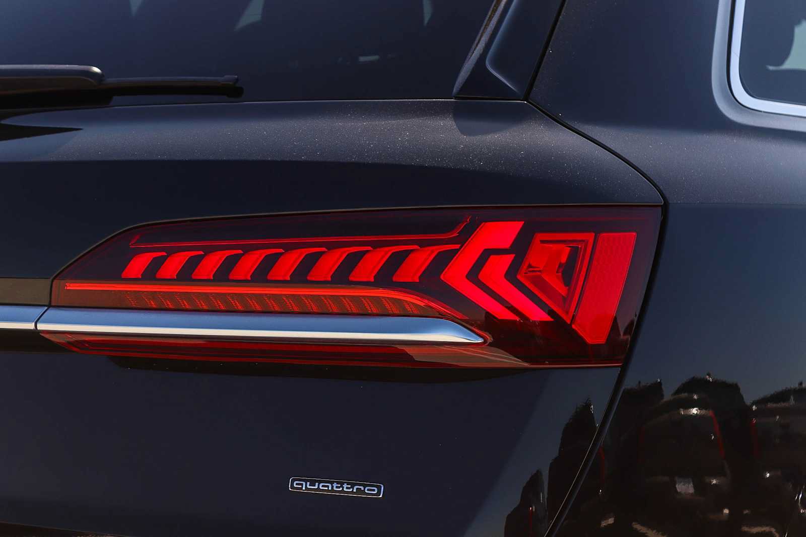 Used 2022 Audi Q7 3.0T Premium Plus w/ Premium Plus Package AWD/4WD image 10