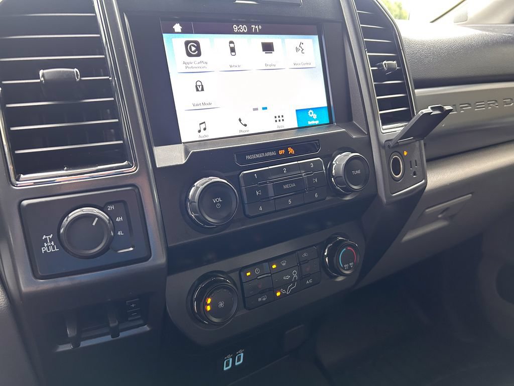 Used 2019 Ford F250 XLT w/ XLT Premium Package AWD/4WD image 27
